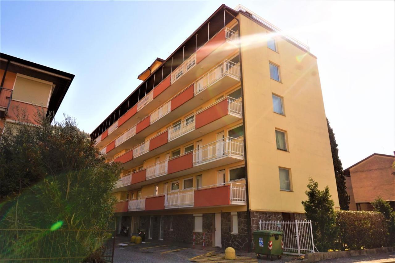 Apartment Brione Riva del Garda Exteriör bild